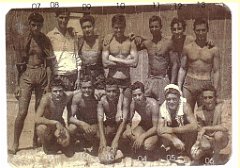 LES COPAINS 1957 AUX GENETS